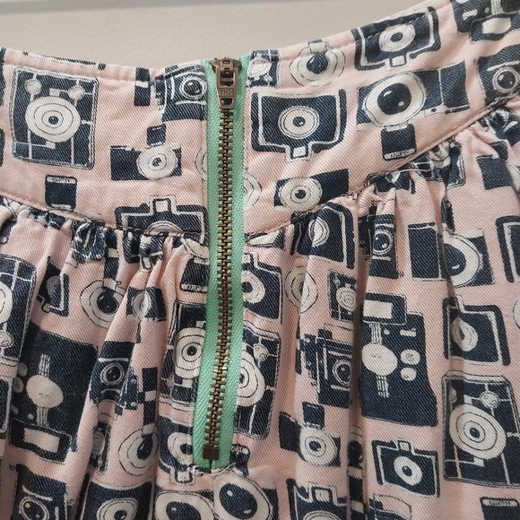 johnnie b | camera skirt - Picture 8 of 11